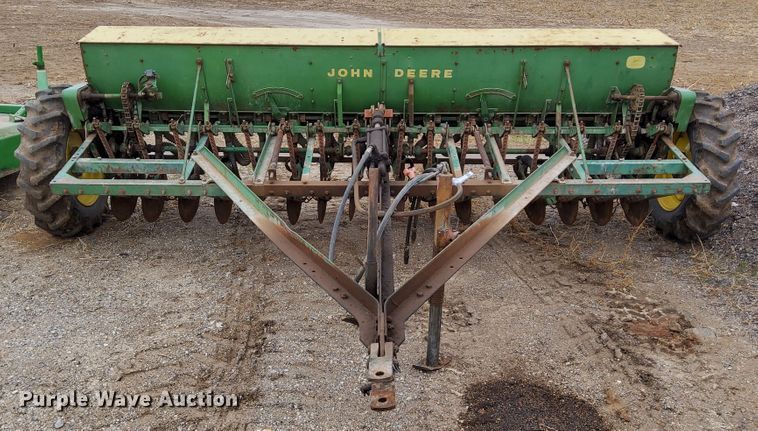image for item DR0883 John Deere FB B  grain drill