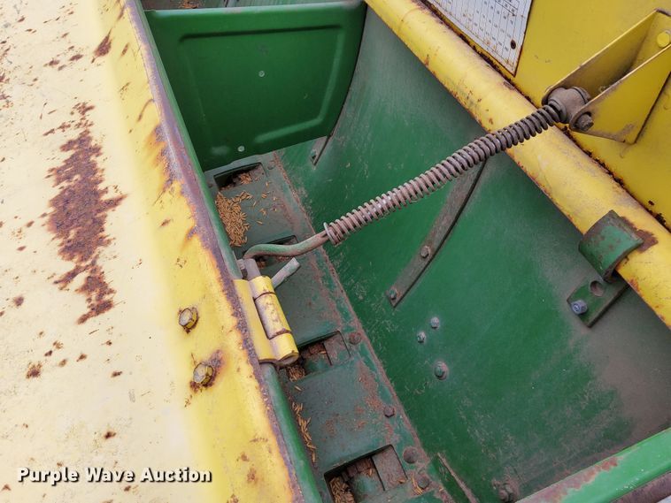 image for item DR0883 John Deere FB B  grain drill