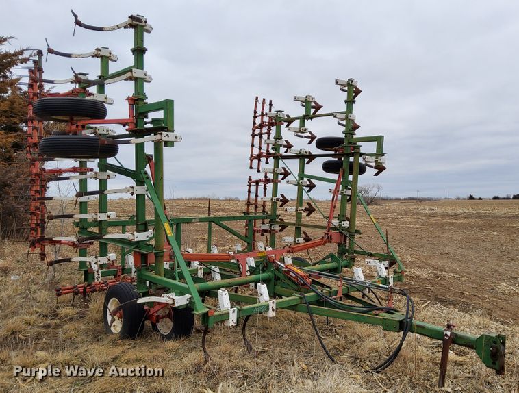 image for item DR0885 Glencoe 300  field cultivator
