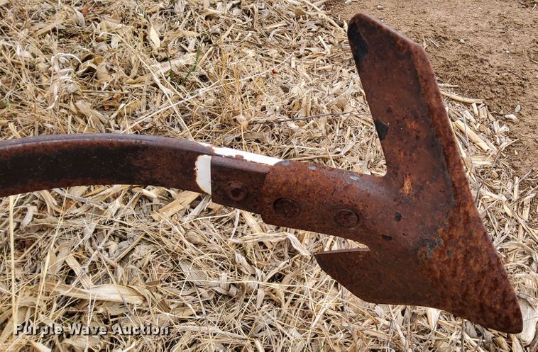 image for item DR0885 Glencoe 300  field cultivator