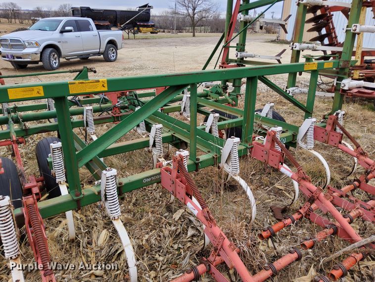 image for item DR0885 Glencoe 300  field cultivator