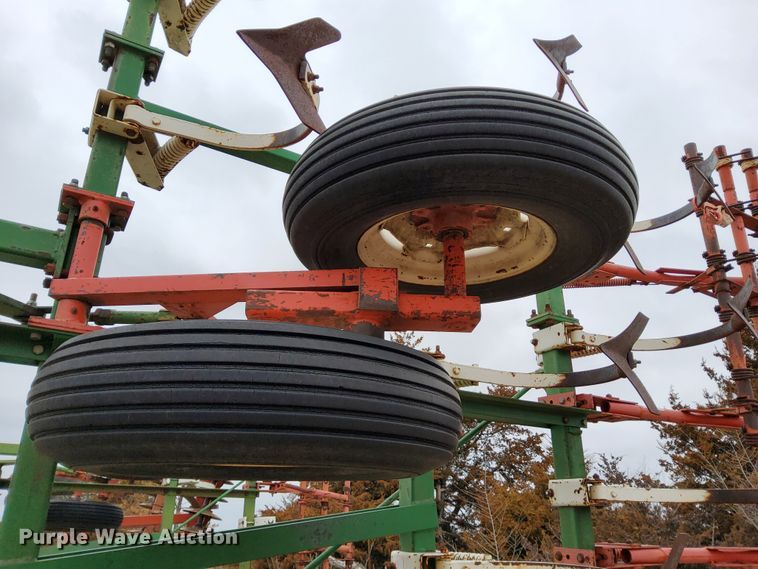 image for item DR0885 Glencoe 300  field cultivator