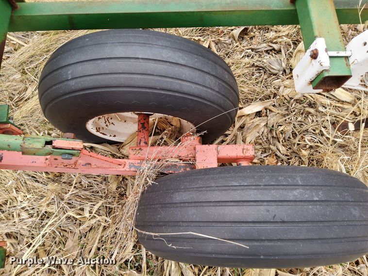 image for item DR0885 Glencoe 300  field cultivator