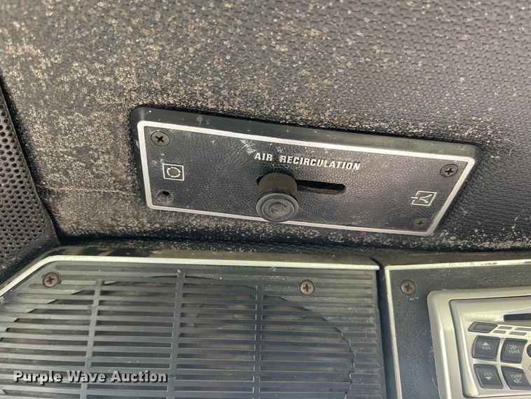 image for item FV9429 1983 International 5088  tractor