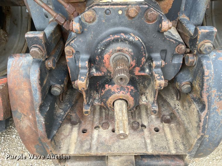 image for item FV9429 1983 International 5088  tractor