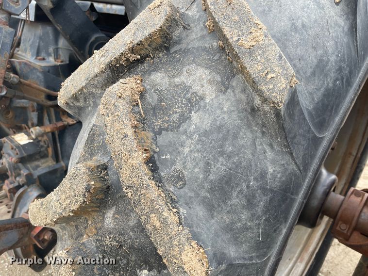 image for item FV9429 1983 International 5088  tractor