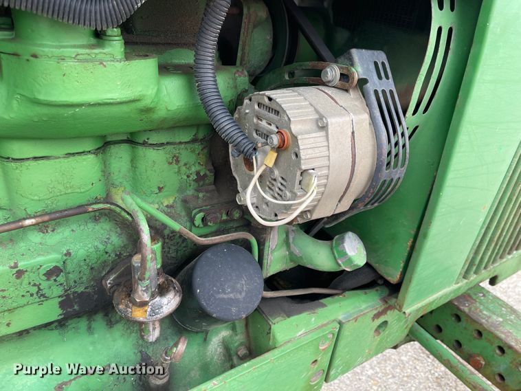 image for item FV9430 John Deere 2840  tractor