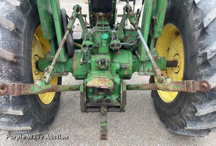 image for item FV9430 John Deere 2840  tractor