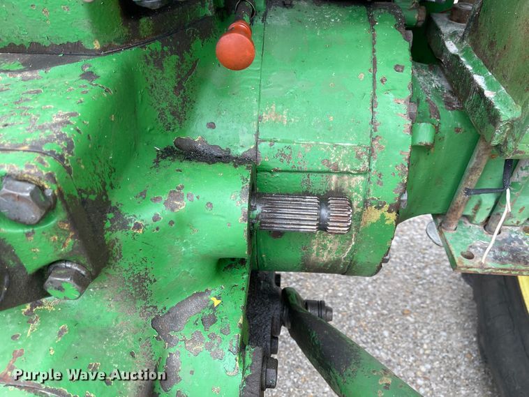 image for item FV9430 John Deere 2840  tractor