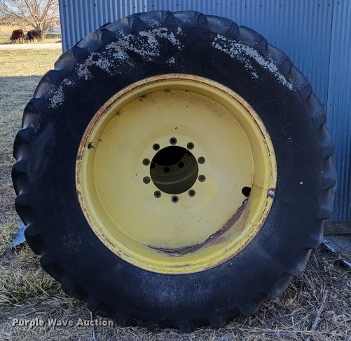 image for item GP9561 1979 John Deere 4630  tractor