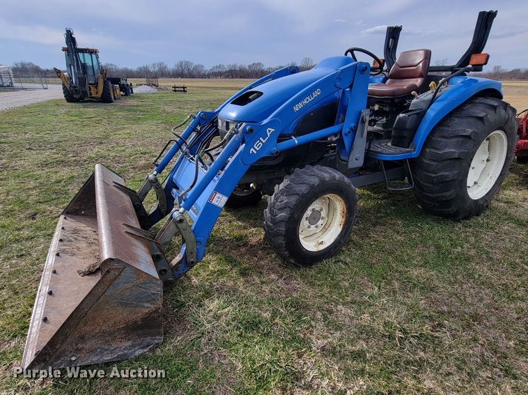 image for item HF9312 New Holland TC40D  tractor