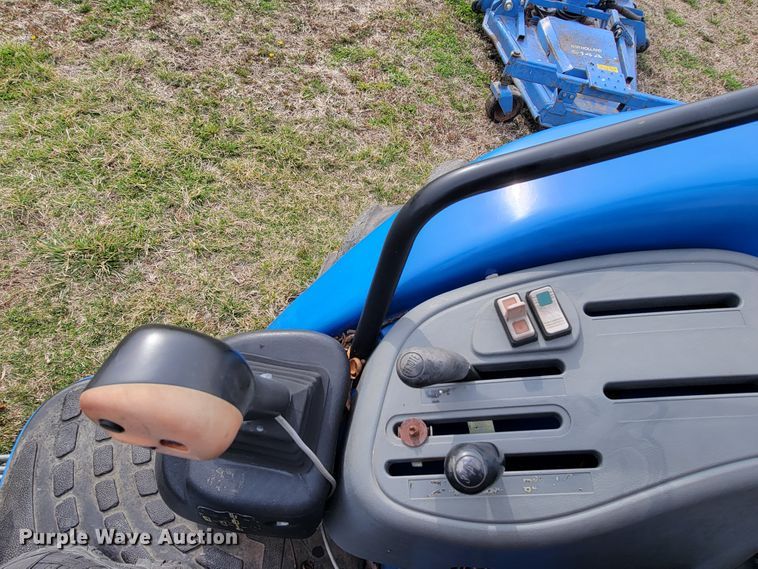 image for item HF9312 New Holland TC40D  tractor