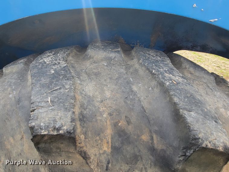 image for item HF9312 New Holland TC40D  tractor