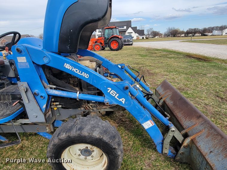 image for item HF9312 New Holland TC40D  tractor