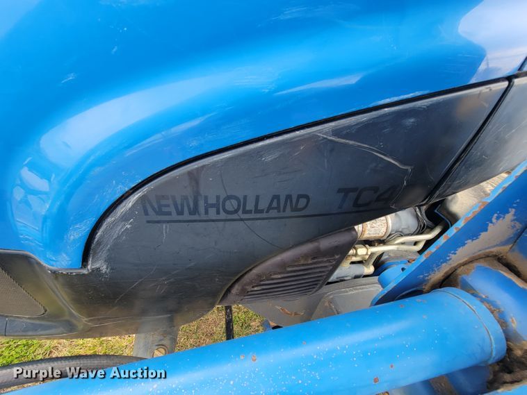 image for item HF9312 New Holland TC40D  tractor