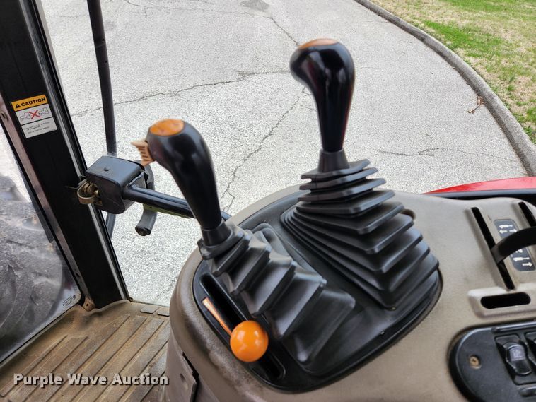 image for item HK9378 2004 Case IH MXU110  MFWD tractor