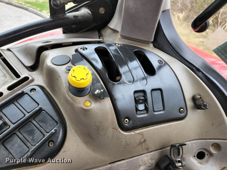 image for item HK9378 2004 Case IH MXU110  MFWD tractor