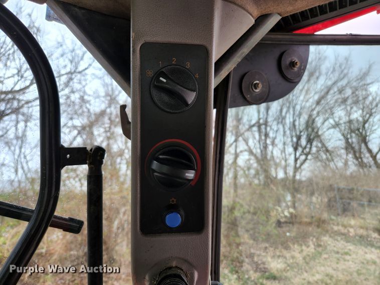 image for item HK9378 2004 Case IH MXU110  MFWD tractor