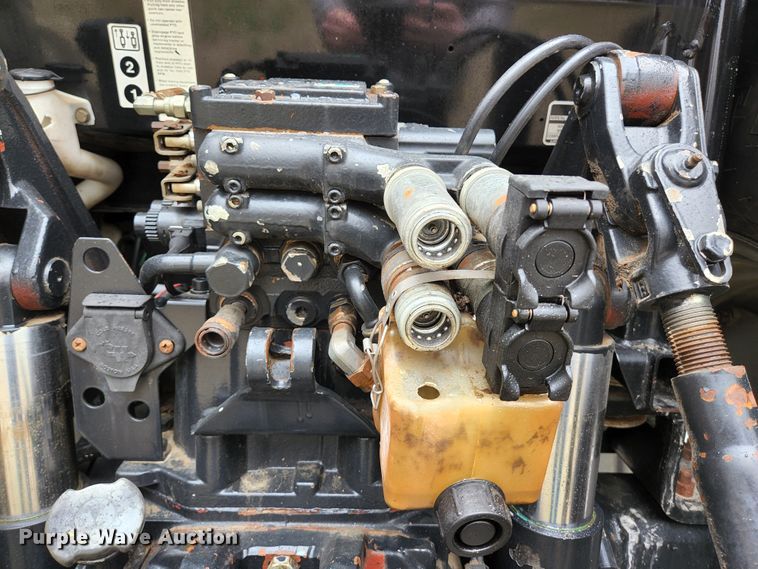 image for item HK9378 2004 Case IH MXU110  MFWD tractor