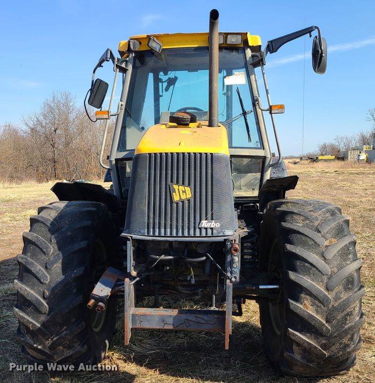 image for item IF9365 JCB Fastrac 1135  tractor