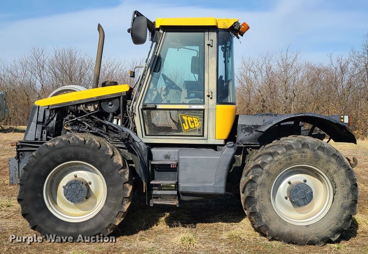 image for item IF9365 JCB Fastrac 1135  tractor