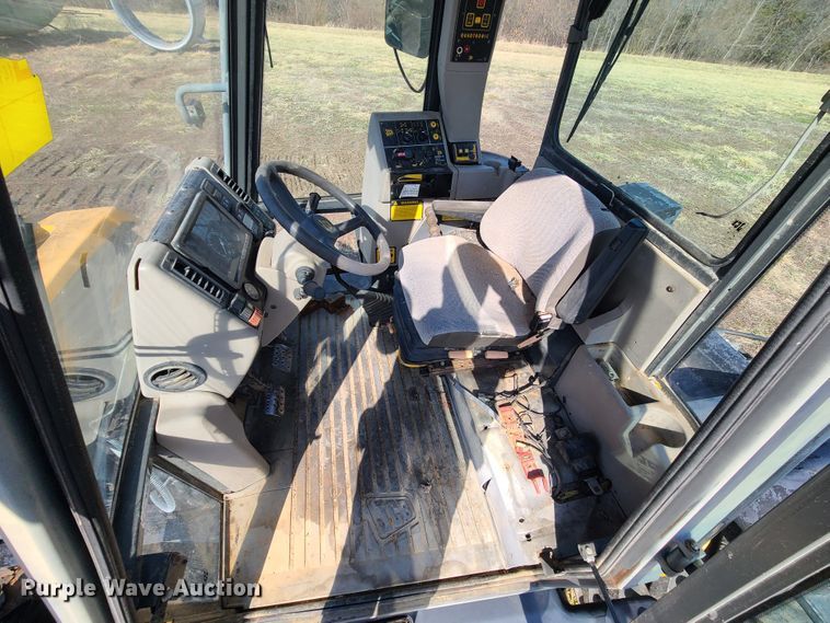 image for item IF9365 JCB Fastrac 1135  tractor