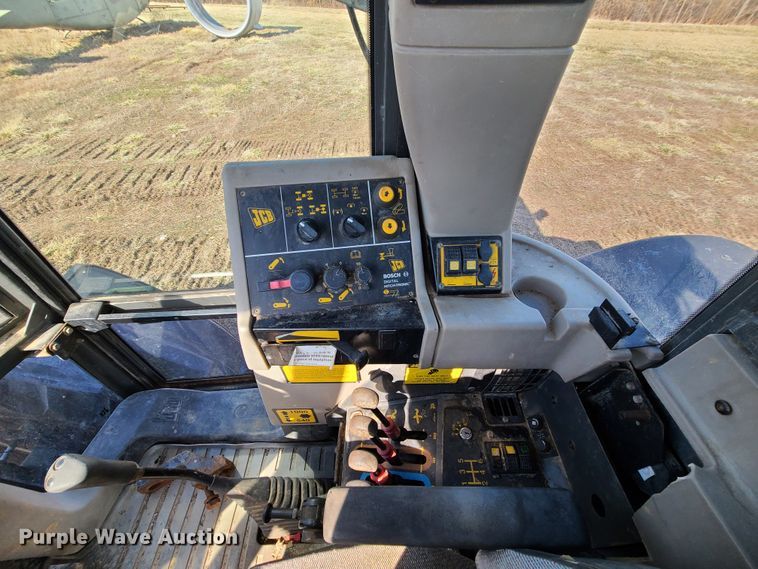 image for item IF9365 JCB Fastrac 1135  tractor