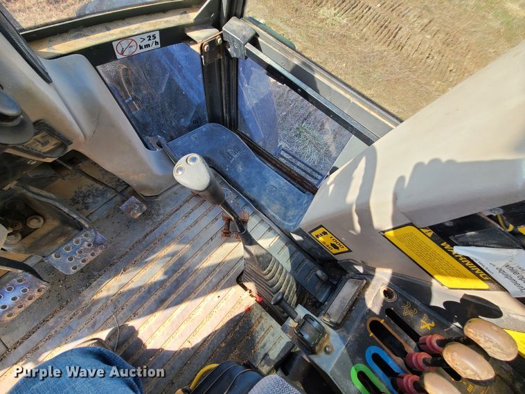 image for item IF9365 JCB Fastrac 1135  tractor