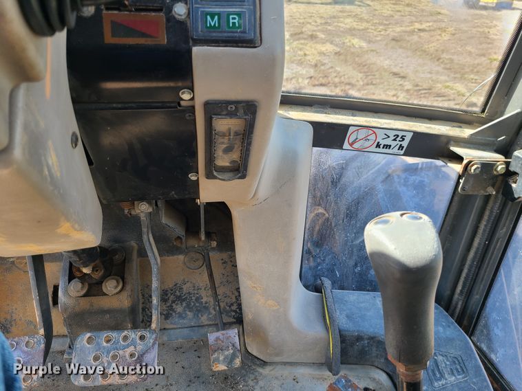 image for item IF9365 JCB Fastrac 1135  tractor