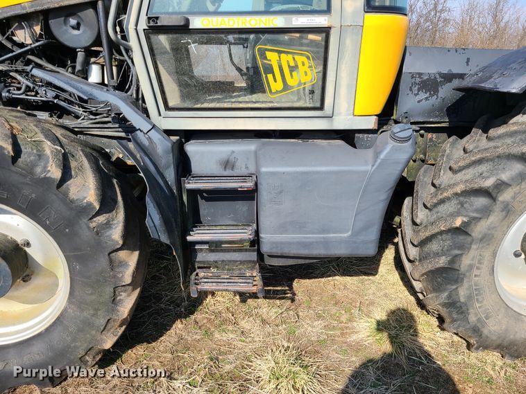 image for item IF9365 JCB Fastrac 1135  tractor