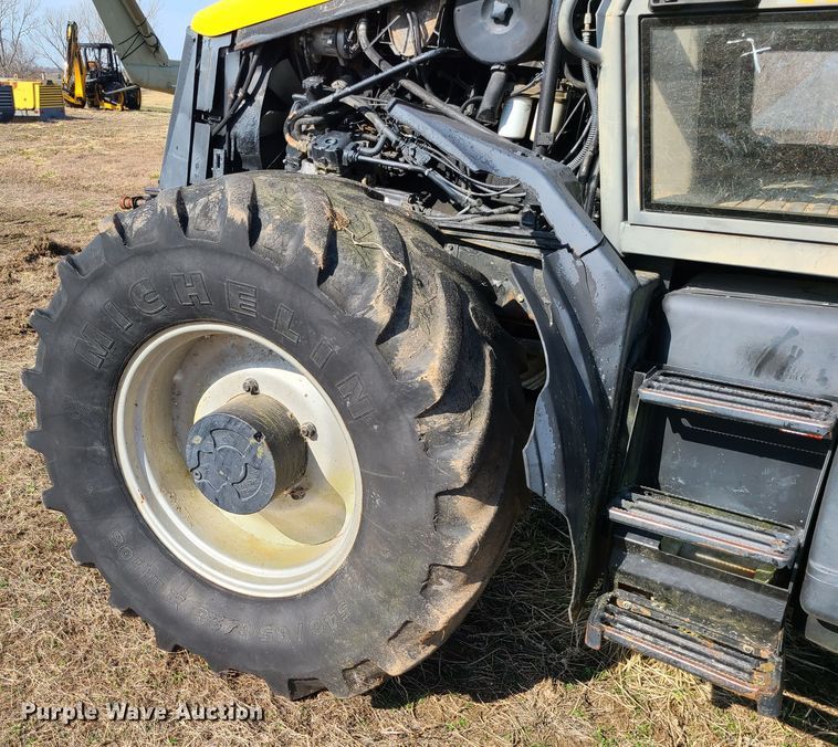 image for item IF9365 JCB Fastrac 1135  tractor