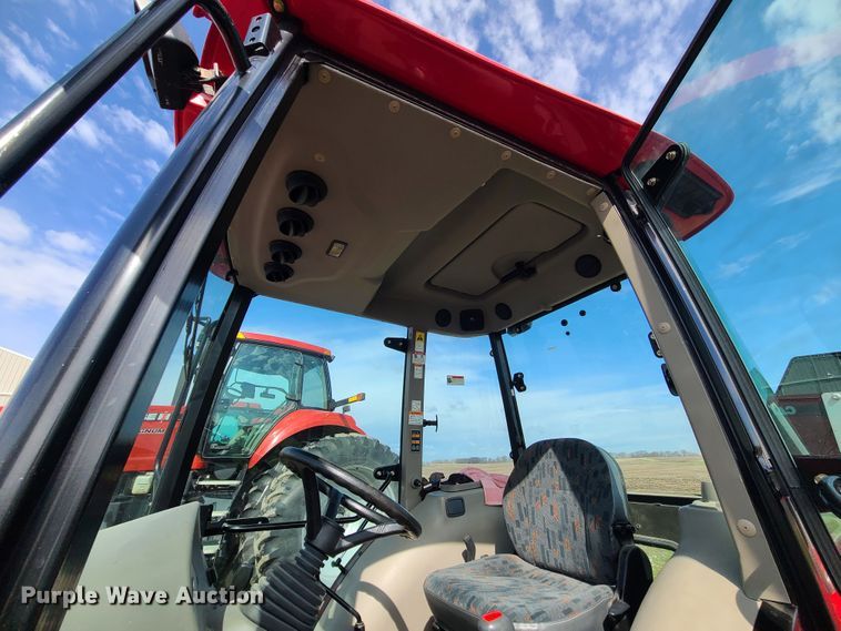 image for item IF9419 2011 Mahindra 5010HST  MFWD tractor