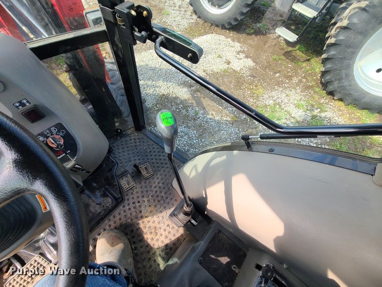 image for item IF9419 2011 Mahindra 5010HST  MFWD tractor