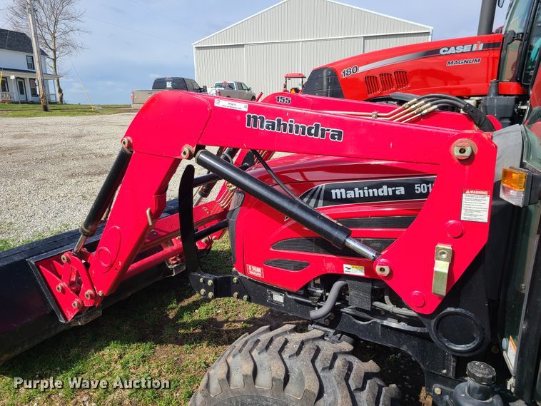 image for item IF9419 2011 Mahindra 5010HST  MFWD tractor