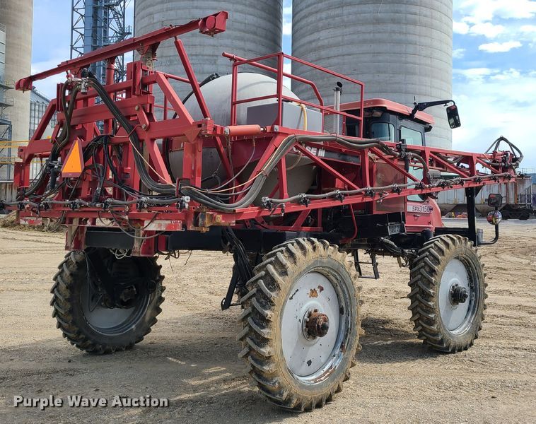 image for item IF9456 2004 Case IH SPX3150  sprayer