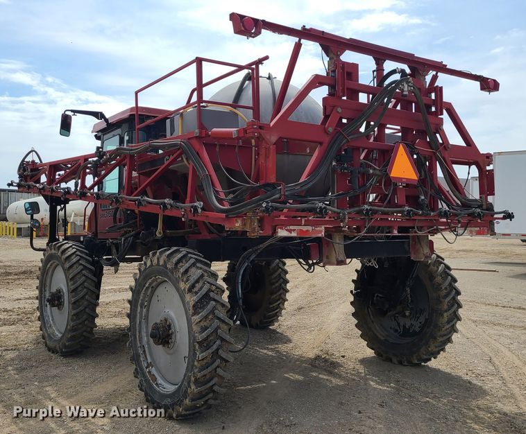 image for item IF9456 2004 Case IH SPX3150  sprayer