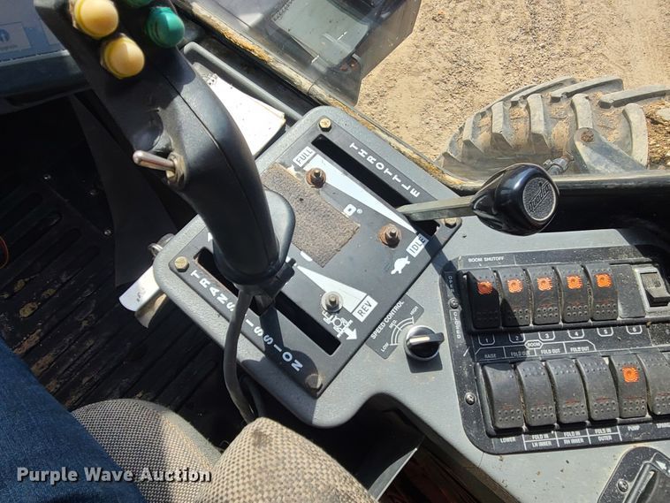 image for item IF9456 2004 Case IH SPX3150  sprayer