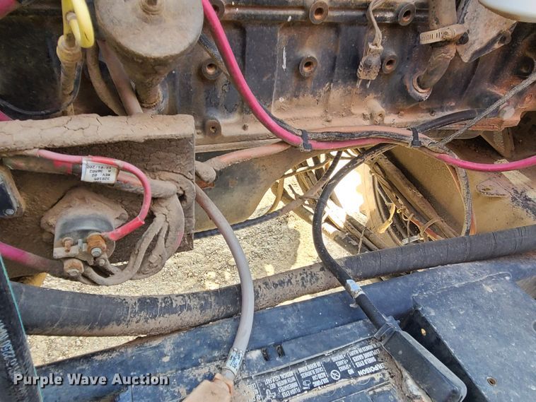 image for item IF9456 2004 Case IH SPX3150  sprayer