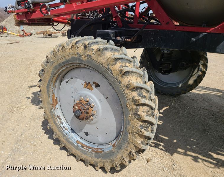 image for item IF9456 2004 Case IH SPX3150  sprayer