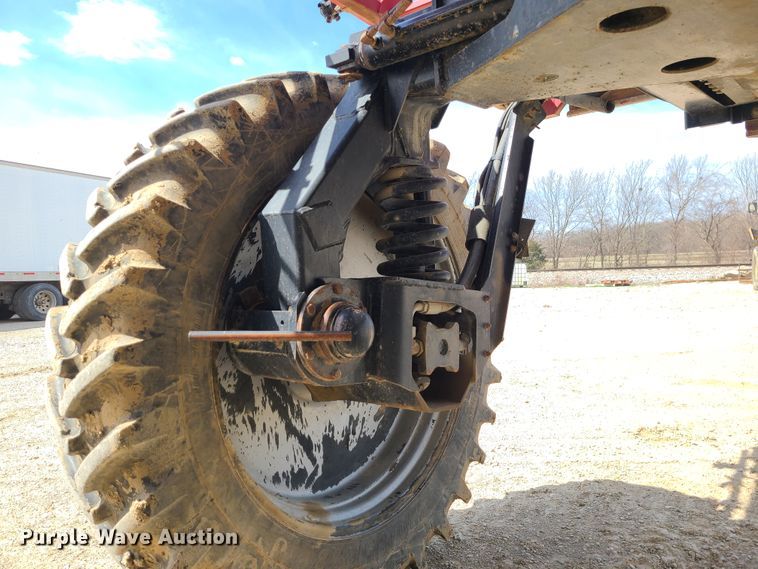 image for item IF9456 2004 Case IH SPX3150  sprayer