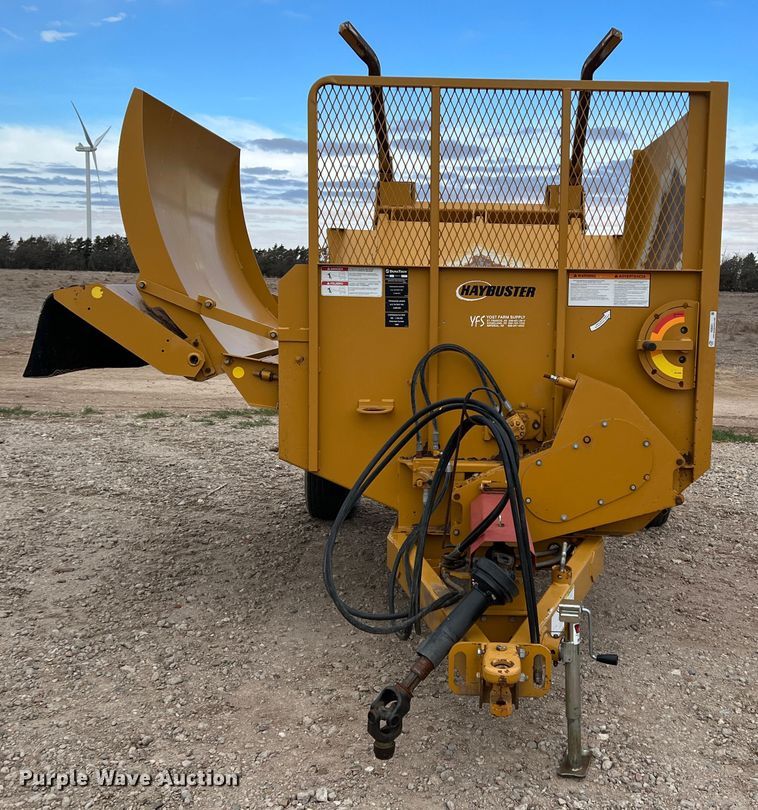 image for item IG9281 HayBuster 2650  bale processor