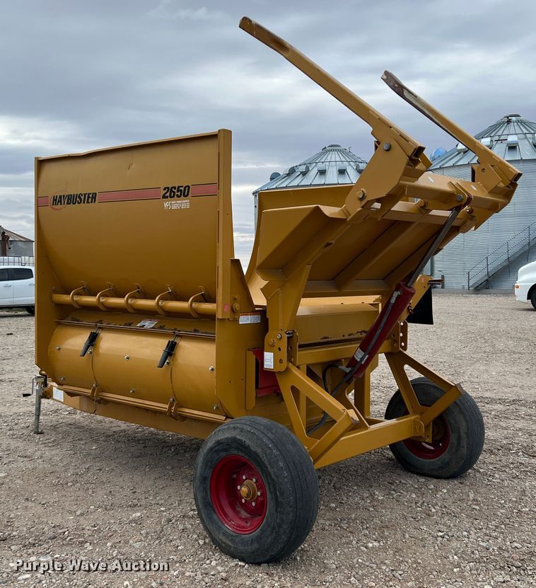 image for item IG9281 HayBuster 2650  bale processor