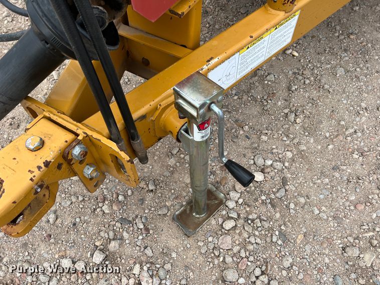 image for item IG9281 HayBuster 2650  bale processor