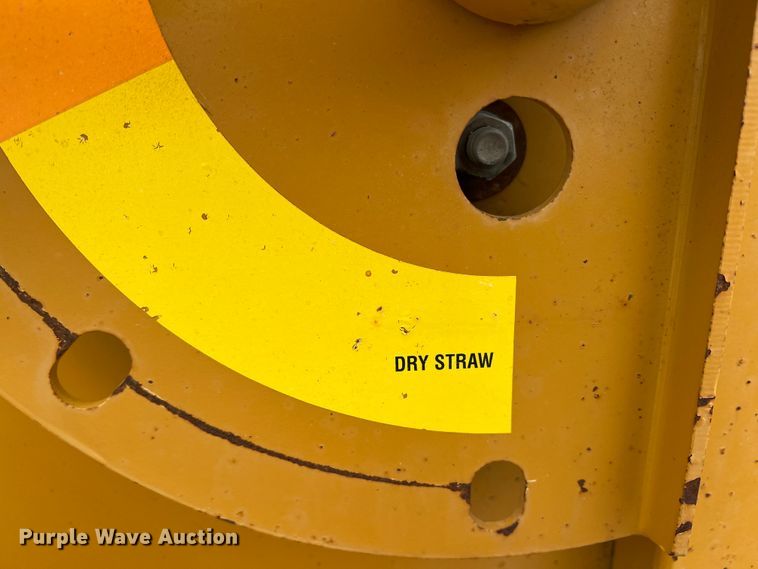 image for item IG9281 HayBuster 2650  bale processor