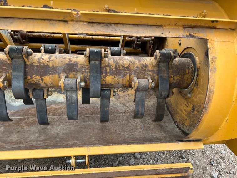 image for item IG9281 HayBuster 2650  bale processor