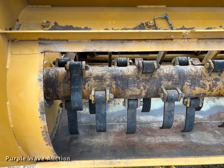 image for item IG9281 HayBuster 2650  bale processor