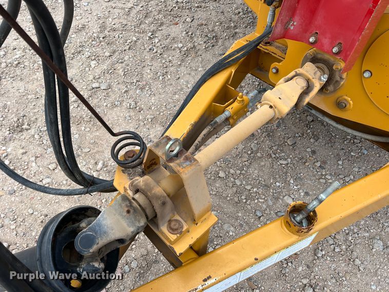 image for item IG9281 HayBuster 2650  bale processor