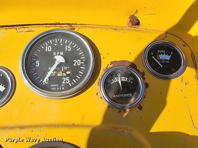 image for item JE9960 Massey Ferguson MF34  tractor