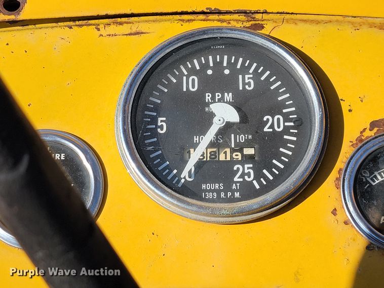 image for item JE9960 Massey Ferguson MF34  tractor