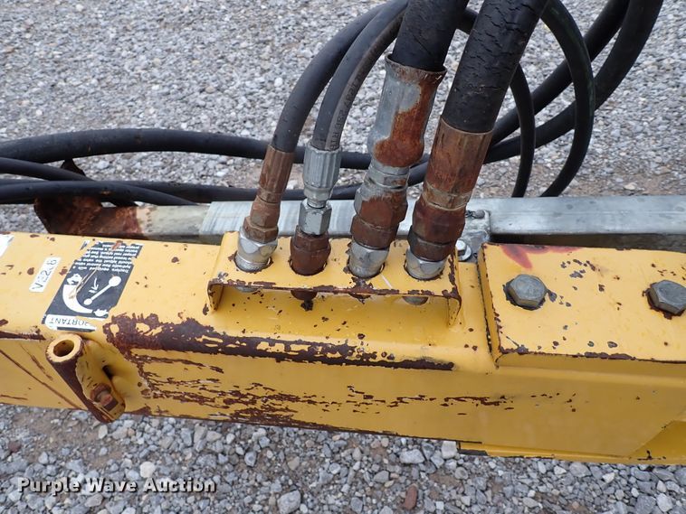 image for item JO9569 Vermeer R23A  hay rake